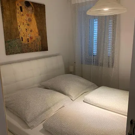 Apartman Annamaria Cres Exterior photo